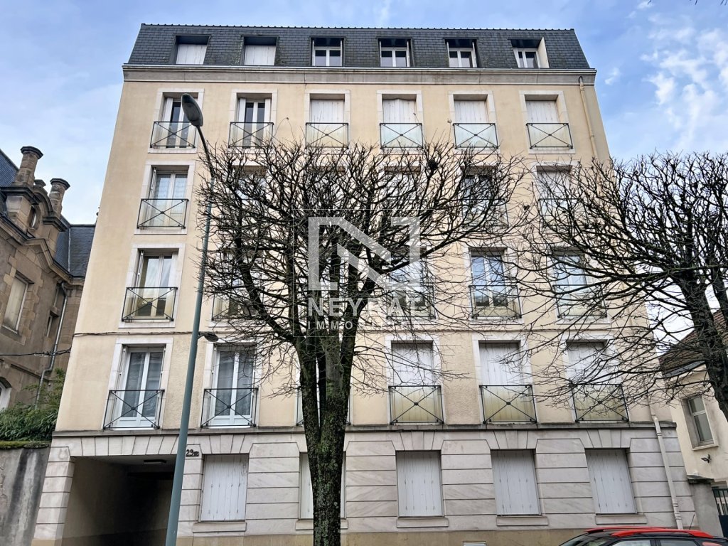 APPARTEMENT T3 A VENDRE - AUTUN - 74.5 m2 - 80�000�&euro;