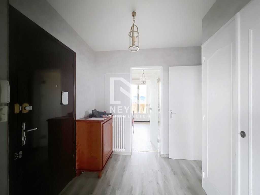 APPARTEMENT T3 A VENDRE - AUTUN - 74.5 m2 - 80�000�&euro;