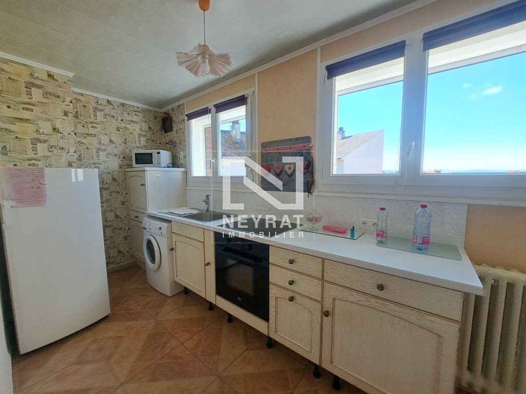 APPARTEMENT T3 A VENDRE - AUTUN - 61.61 m2 - 62 000 &euro;
