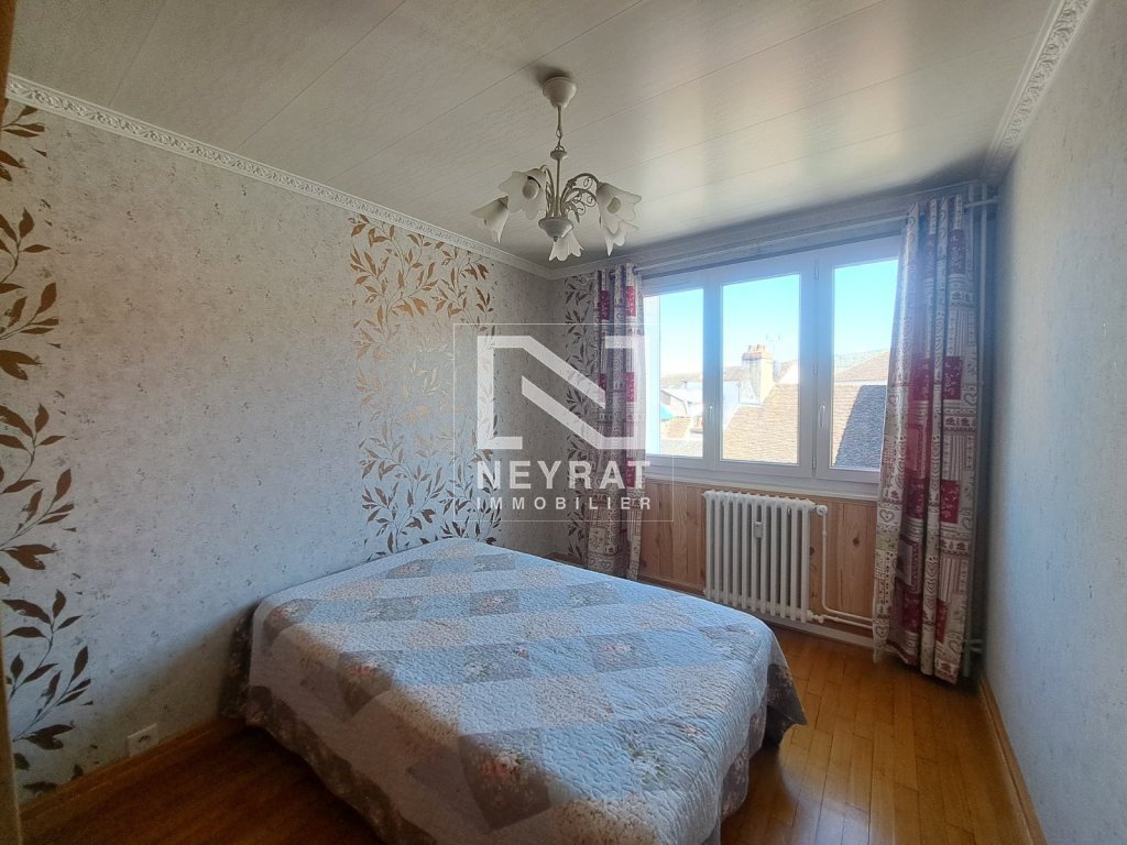 APPARTEMENT T3 A VENDRE - AUTUN - 61.61 m2 - 62 000 &euro;