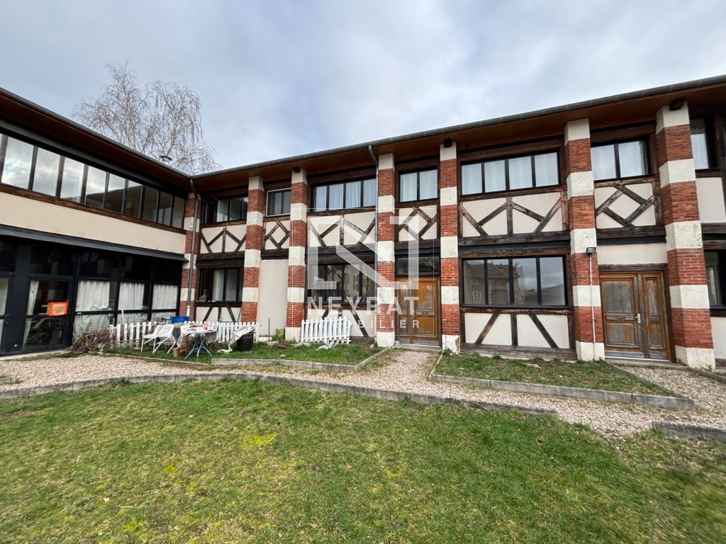APPARTEMENT T3 A VENDRE - AUTUN - 74.48 m2 - 65 000 &euro;