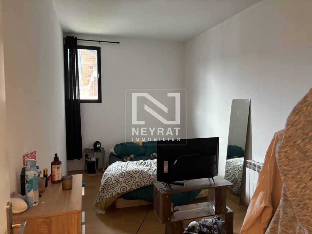 APPARTEMENT T3 A VENDRE - AUTUN - 74.48 m2 - 65 000 &euro;