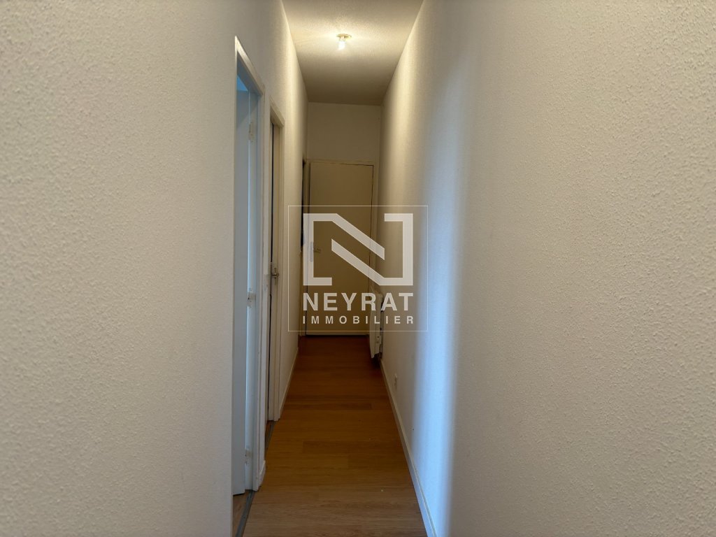 APPARTEMENT T3 A VENDRE - AUTUN - 74.48 m2 - 65 000 &euro;
