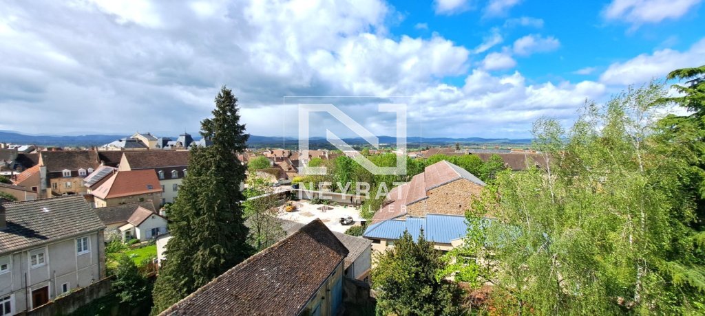 APPARTEMENT T3 A VENDRE - AUTUN - 93 m2 - 40 000 &euro;