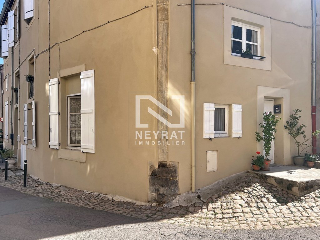 APPARTEMENT T3 A VENDRE - AUTUN - 72.82 m2 - 39 500 &euro;