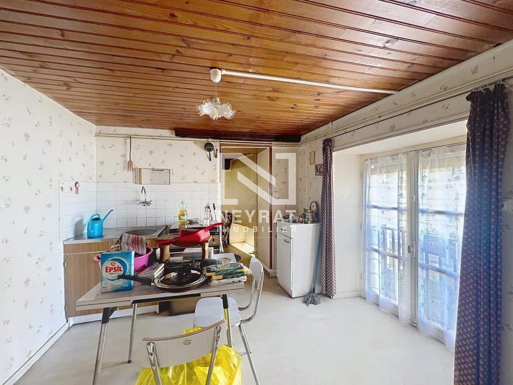 APPARTEMENT T3 A VENDRE - AUTUN - 72.82 m2 - 39 500 &euro;