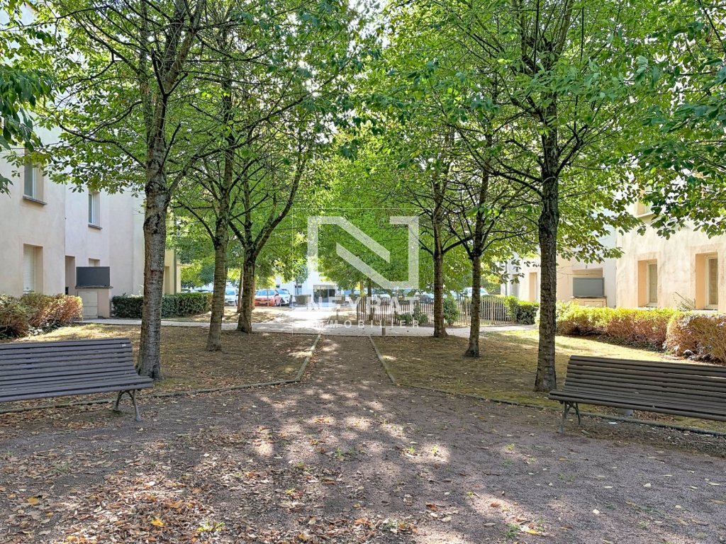 APPARTEMENT T3 A VENDRE - AUTUN - 60.86 m2 - 95 000 &euro;