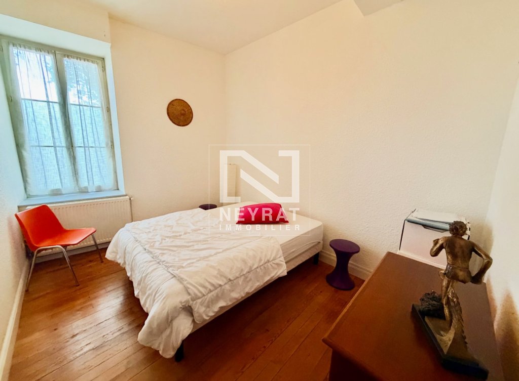 APPARTEMENT T3 A VENDRE - CHALON SUR SAONE Ile Saint Laurent - 66.04 m2 - 103 000 &euro;