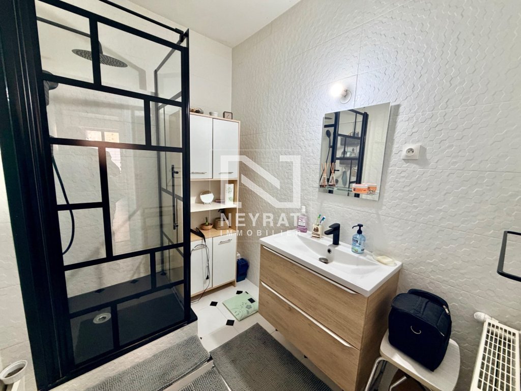 APPARTEMENT T3 A VENDRE - CHALON SUR SAONE Ile Saint Laurent - 66.04 m2 - 103 000 &euro;