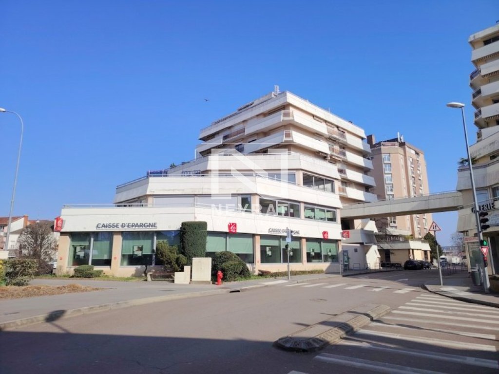 APPARTEMENT T3 A VENDRE - CHALON SUR SAONE - 66.89 m2 - 136500€