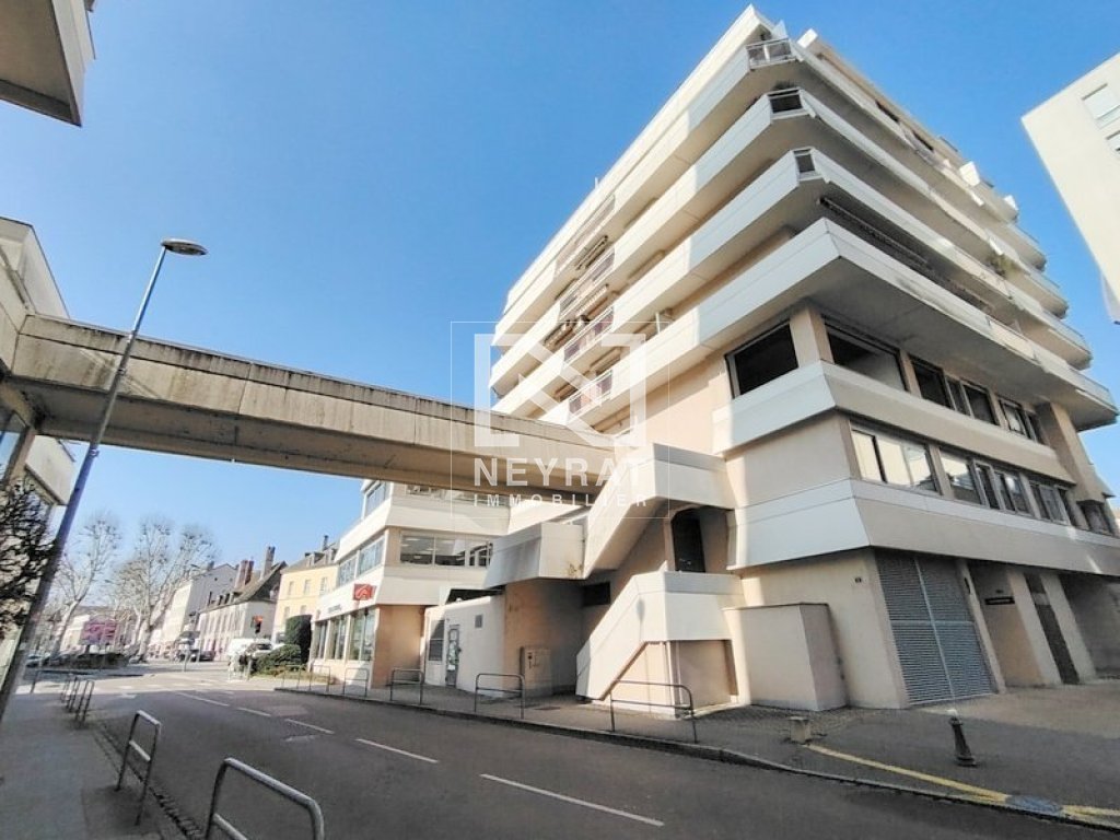 APPARTEMENT T3 - CHALON SUR SAONE - 66.89 m2 - VENDU