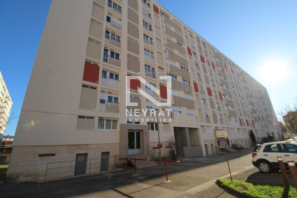 APPARTEMENT T3 - CHALON SUR SAONE - 64.52 m2 - VENDU
