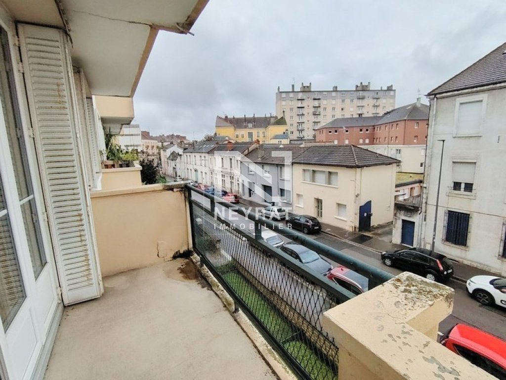 APPARTEMENT T3 - CHALON SUR SAONE - 65.09 m2 - VENDU