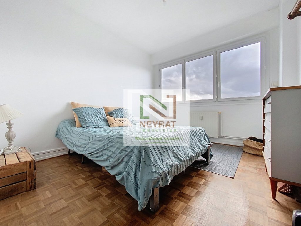 APPARTEMENT T3 A VENDRE - CHALON SUR SAONE - 73 m2 - 125 000 €