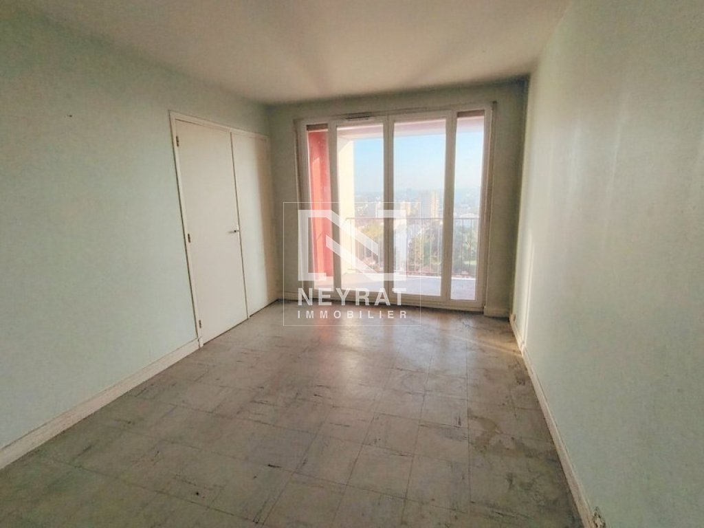 APPARTEMENT T3 A VENDRE - CHALON SUR SAONE - 76.24 m2 - 66600€