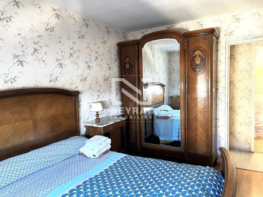 APPARTEMENT T3 A VENDRE - CHALON SUR SAONE - 74.85 m2 - 107�000�&euro;