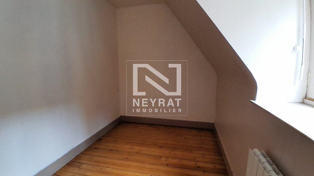 APPARTEMENT T3 A VENDRE - CHALON SUR SAONE - 62 m2 - 85�000�&euro;