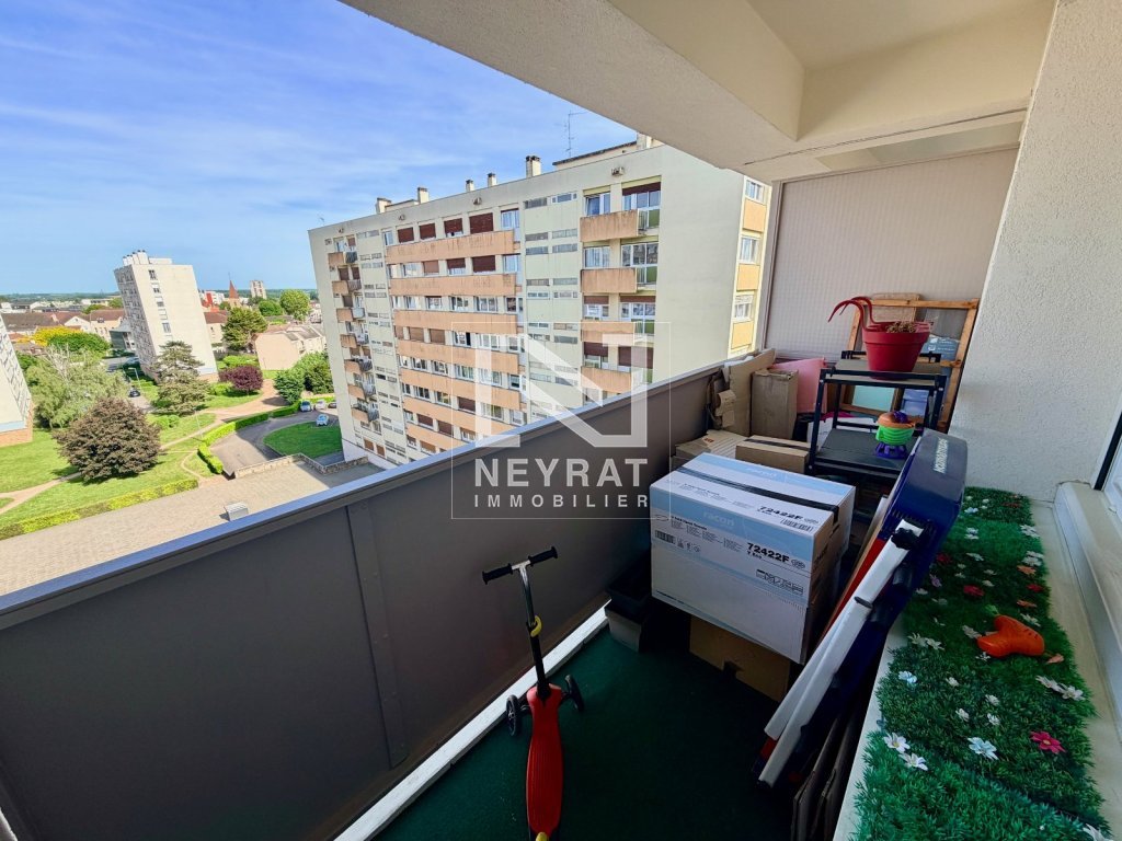 APPARTEMENT T3 A VENDRE - CHALON SUR SAONE - 62.79 m2 - 124 000 &euro;