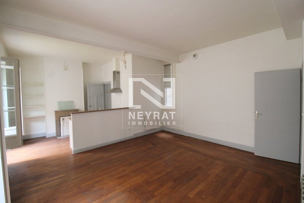 APPARTEMENT T3 A VENDRE - CHALON SUR SAONE - 69 m2 - 83 000 &euro;