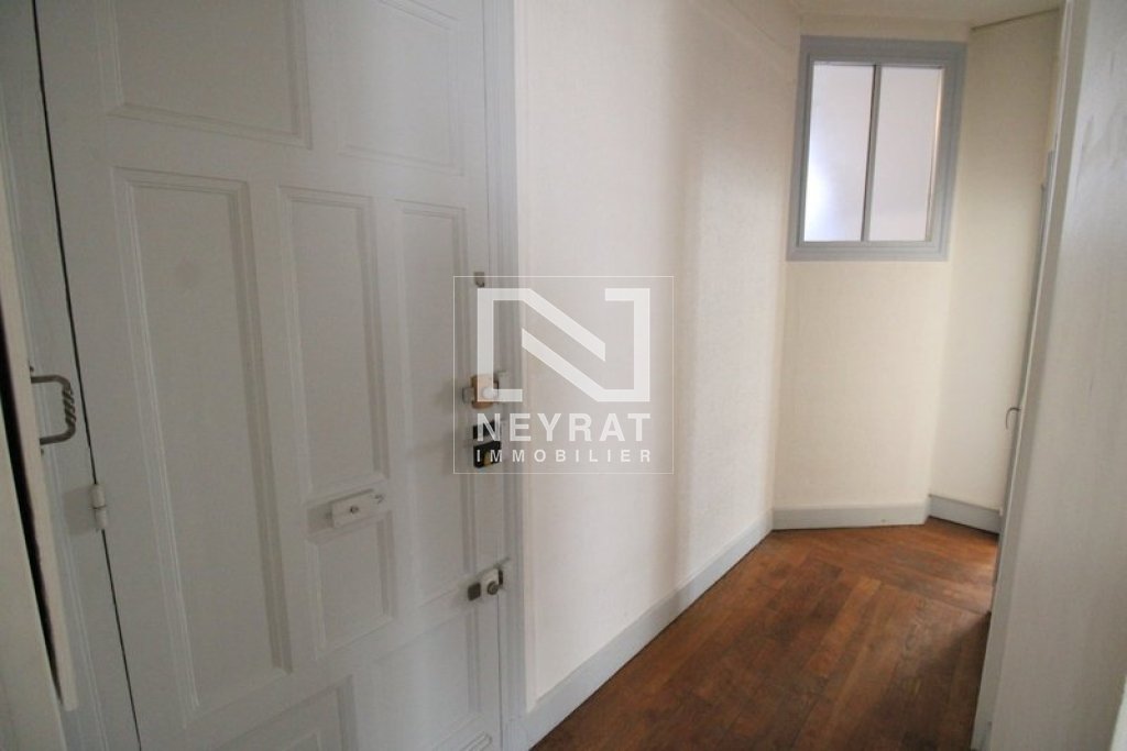 APPARTEMENT T3 A VENDRE - CHALON SUR SAONE - 69 m2 - 83 000 &euro;