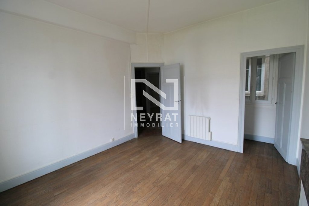 APPARTEMENT T3 A VENDRE - CHALON SUR SAONE - 69 m2 - 83 000 &euro;