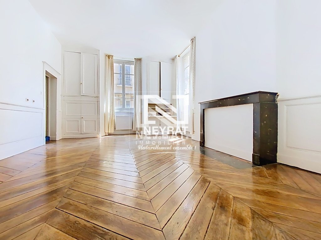 APPARTEMENT T3 A VENDRE - CHALON SUR SAONE - 66.85 m2 - 135 000 &euro;