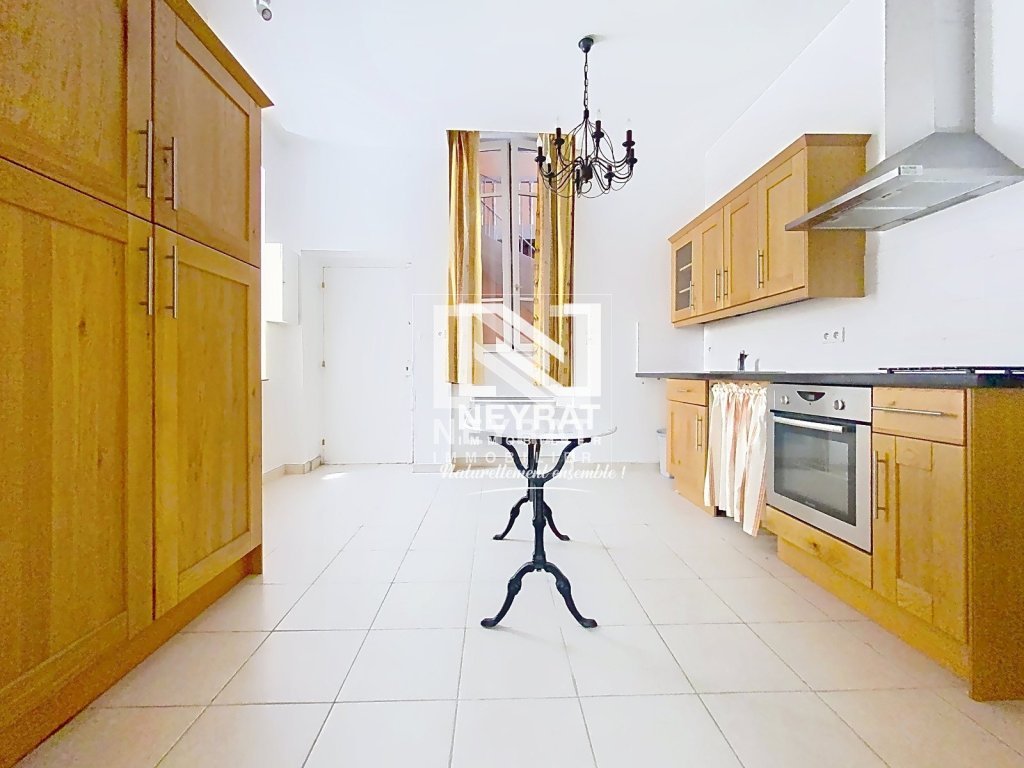 APPARTEMENT T3 A VENDRE - CHALON SUR SAONE - 66.85 m2 - 135 000 &euro;