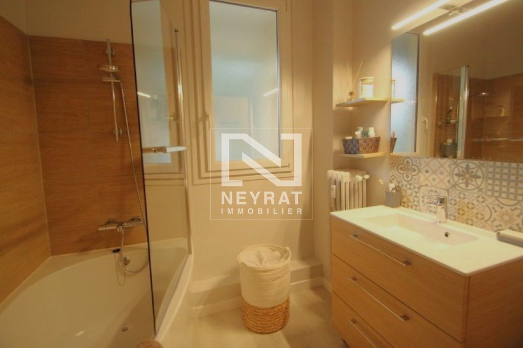 APPARTEMENT T3 A VENDRE - CHALON SUR SAONE - 68.79 m2 - 136 000 &euro;