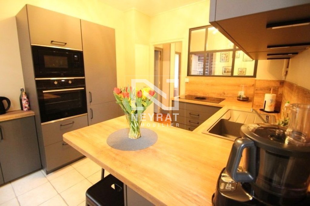 APPARTEMENT T3 A VENDRE - CHALON SUR SAONE - 68.79 m2 - 136 000 &euro;