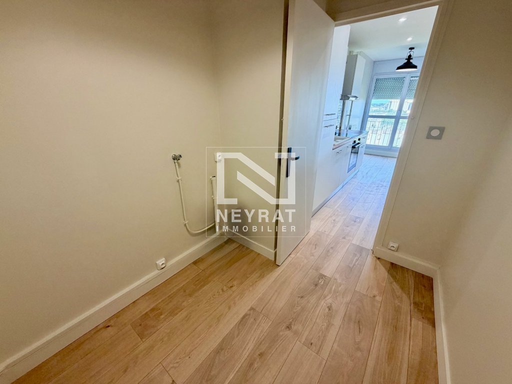 APPARTEMENT T3 A VENDRE - CHALON SUR SAONE - 70.72 m2 - 123 000 &euro;