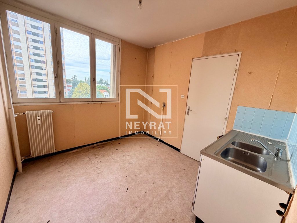 APPARTEMENT T3 A VENDRE - CHALON SUR SAONE - 64.11 m2 - 69 000 &euro;