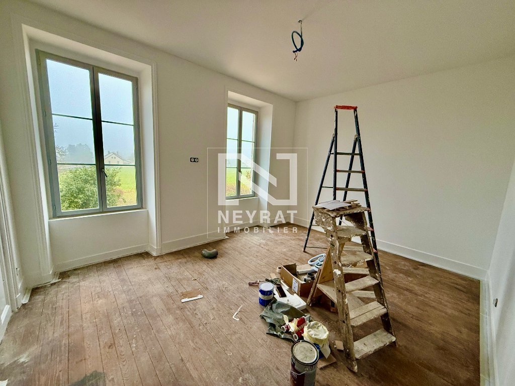 APPARTEMENT T3 - DEMIGNY - 93.05 m2 - VENDU