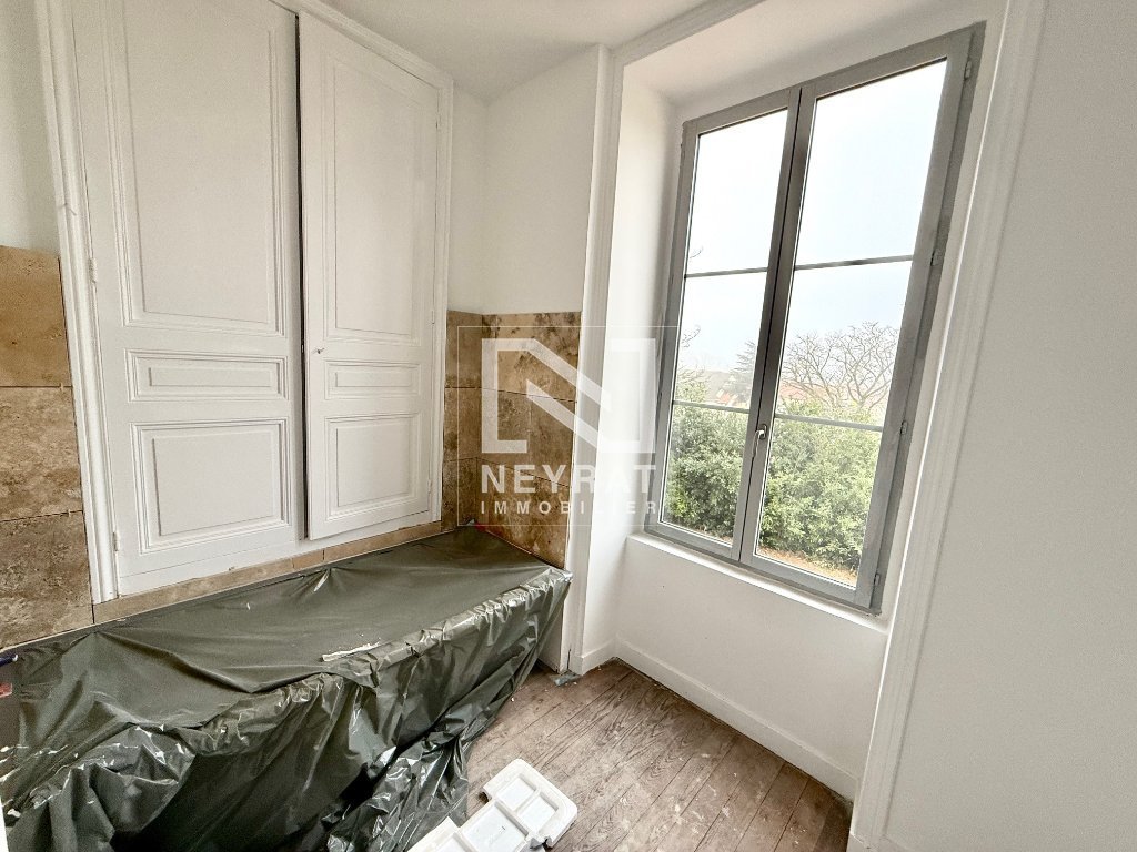APPARTEMENT T3 - DEMIGNY - 93.05 m2 - VENDU