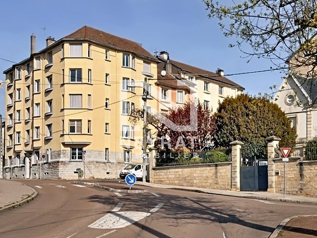 T3 56m²