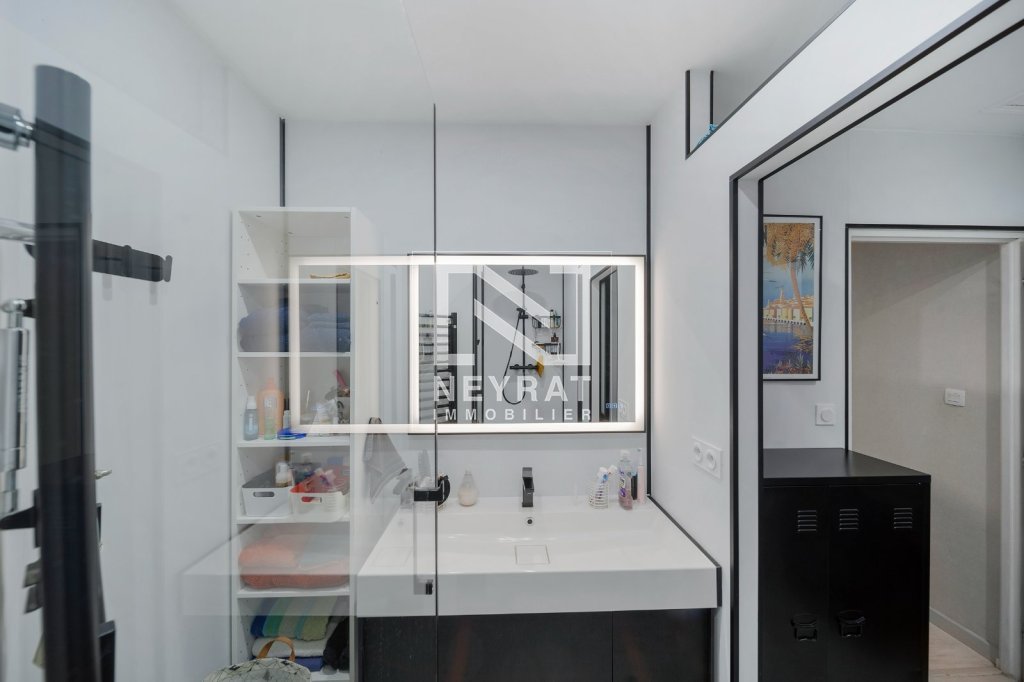 APPARTEMENT T3 - DIJON - 57.38 m2 - 183�000�&euro;