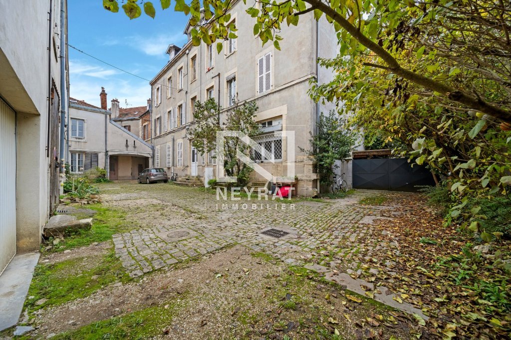 APPARTEMENT T3 - DIJON - 57.38 m2 - 183�000�&euro;