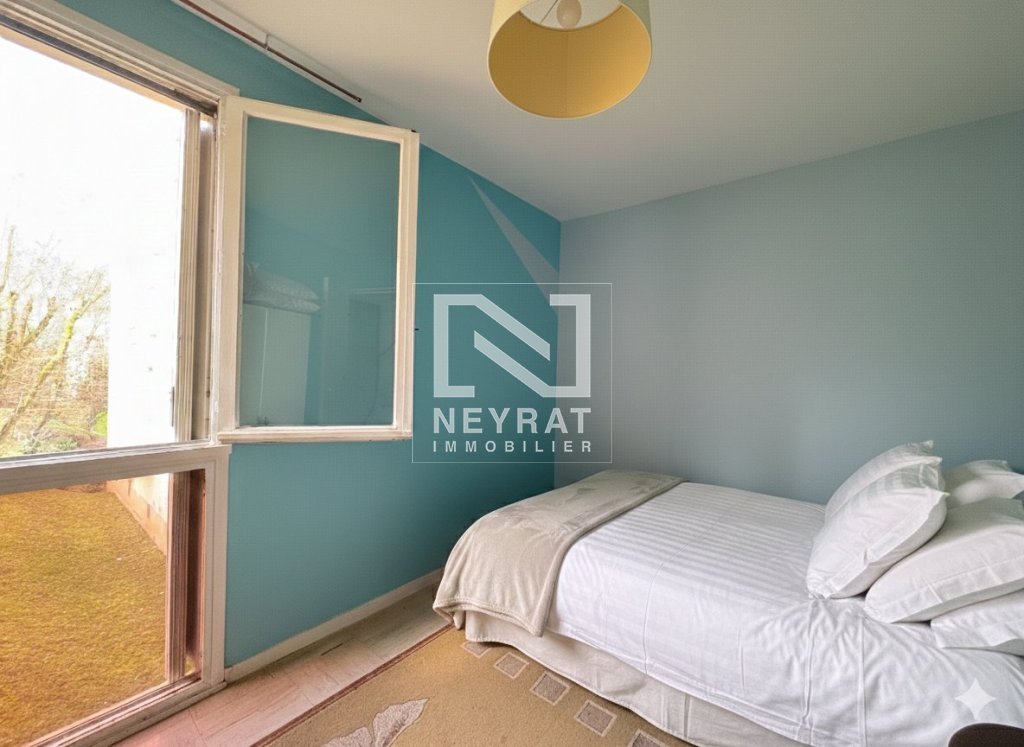 T3 lumineux avec cave