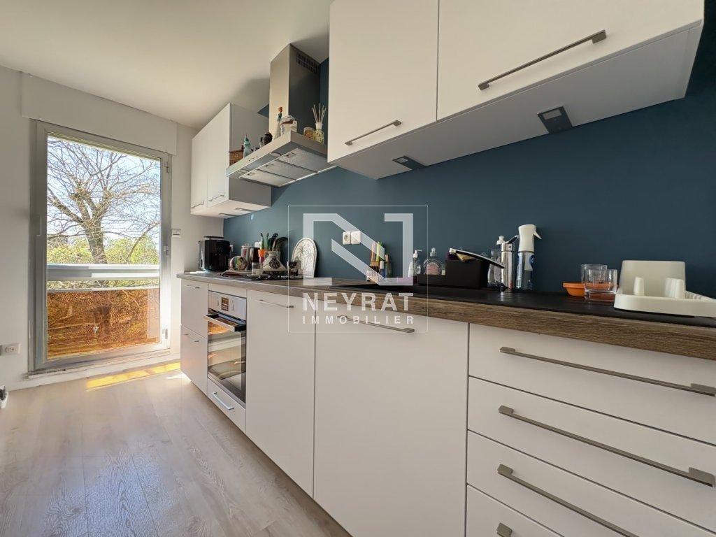 APPARTEMENT TYPE 3 AVEC BALCON A VENDRE - DIJON - 70.6 m2 - 230 000 &euro;