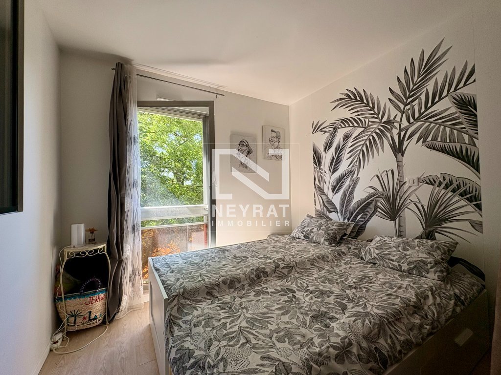 Appartement avec balcon, cave et garage privatif - Environnement verdoyant - Quartier Wilson / Allées du parc