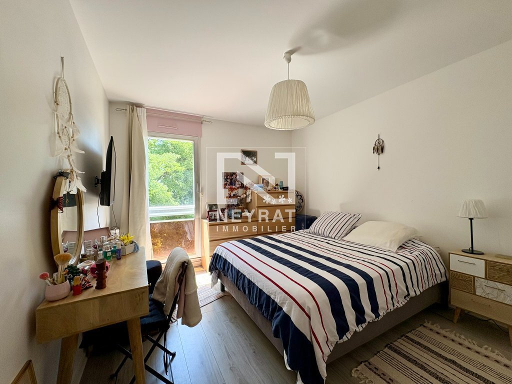 Appartement avec balcon, cave et garage privatif - Environnement verdoyant - Quartier Wilson / Allées du parc