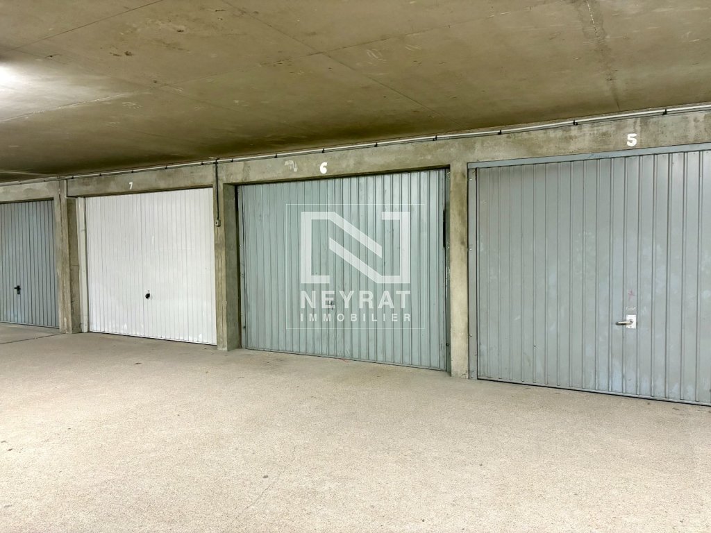 Appartement avec balcon, cave et garage privatif - Environnement verdoyant - Quartier Wilson / Allées du parc