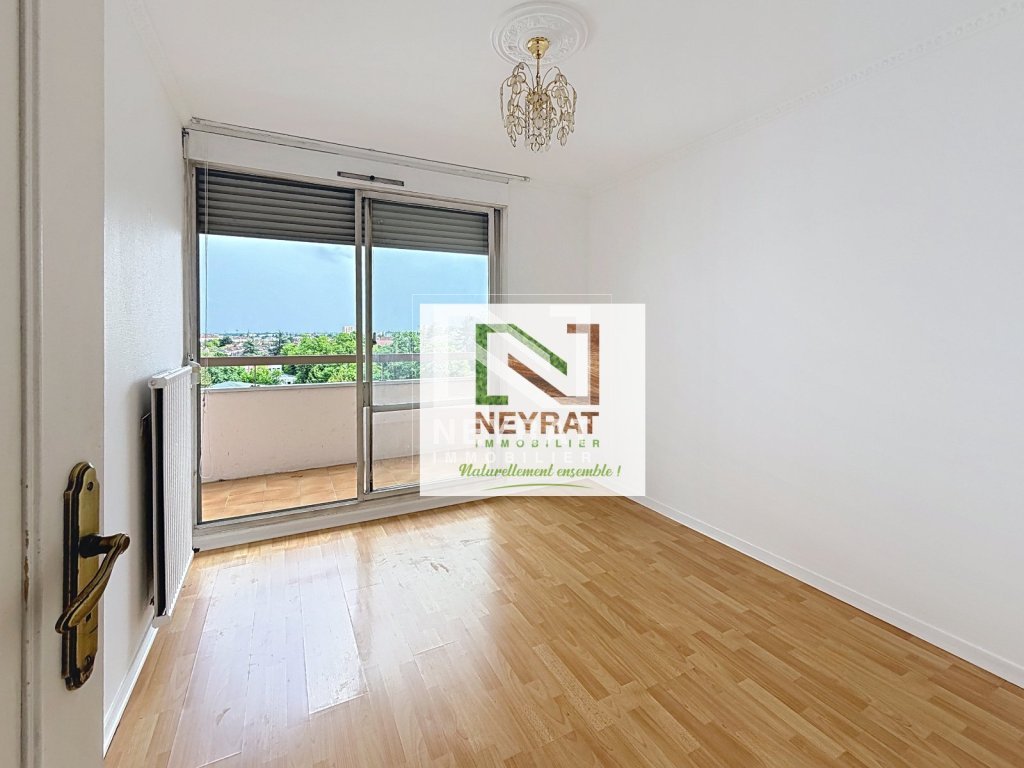 Grand T3 avec vue dégagée A VENDRE - DIJON TIRE PESSEAU - 73.23 m2 - 90 000 &euro;