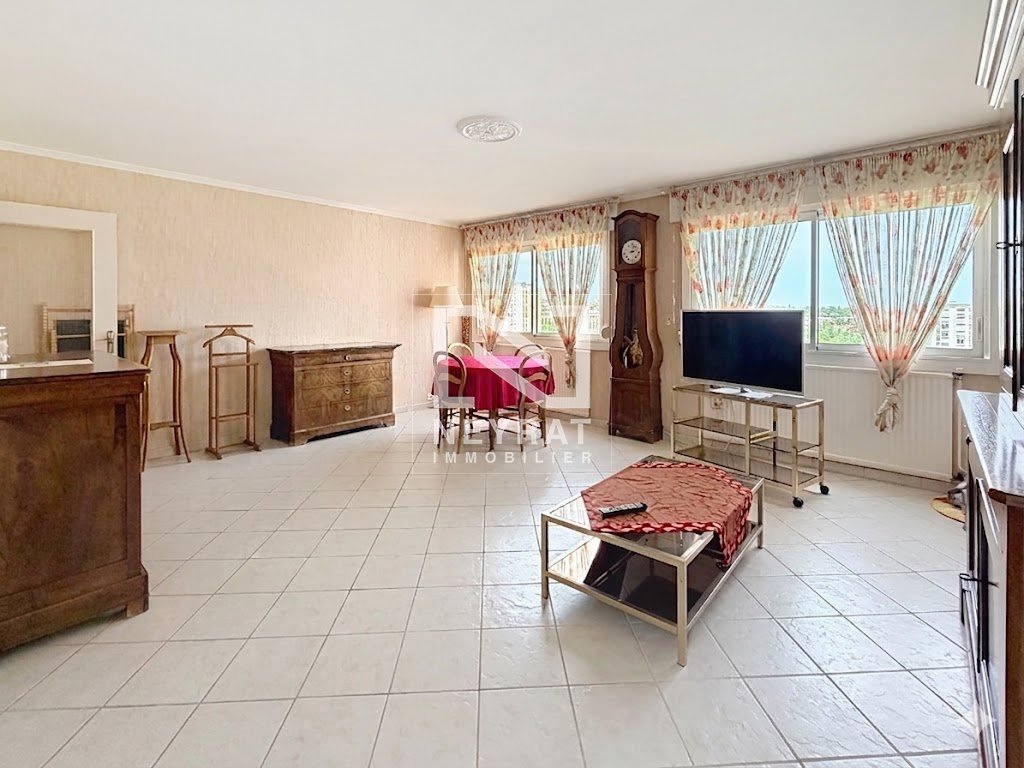 Appartement lumineux avec vue dégagée A VENDRE - DIJON Tire Pesseau - 73.29 m2 - 70 000 &euro;