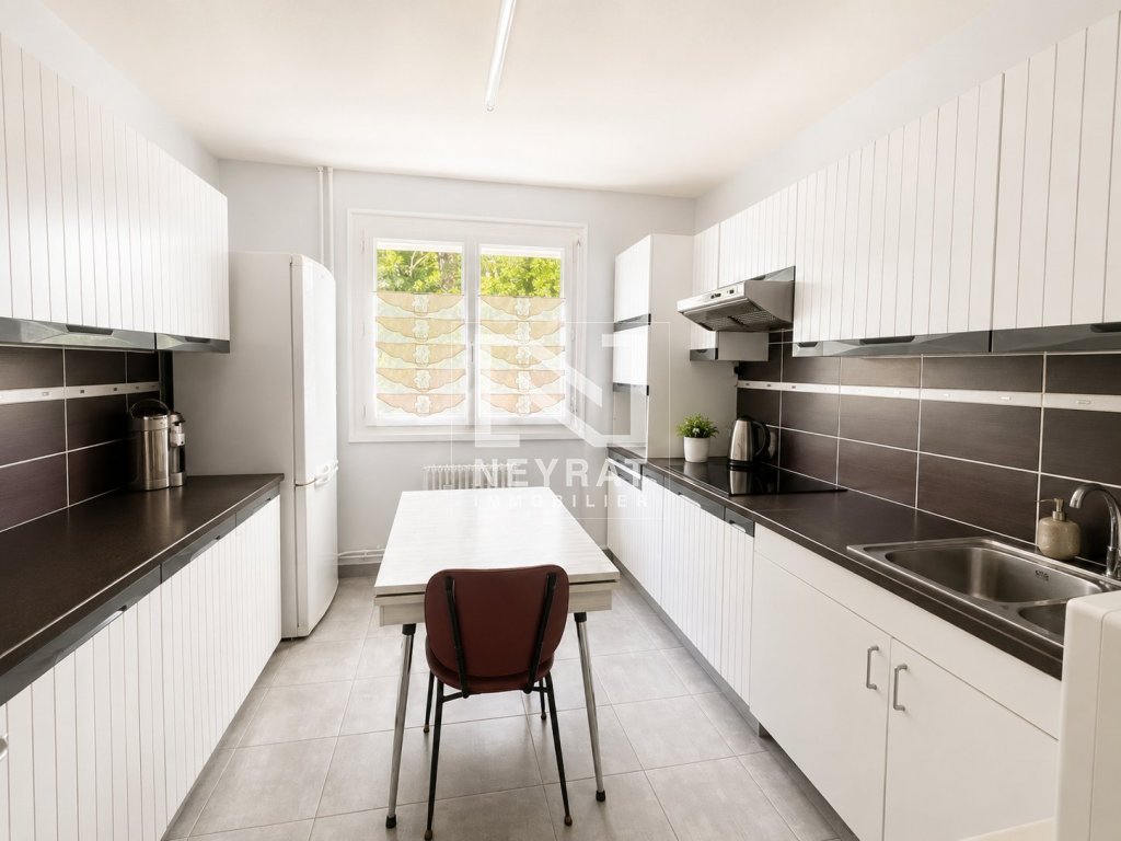 APPARTEMENT T3 - LE CREUSOT - 77.81 m2 - VENDU