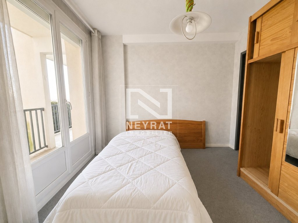 APPARTEMENT T3 - LE CREUSOT - 77.81 m2 - VENDU