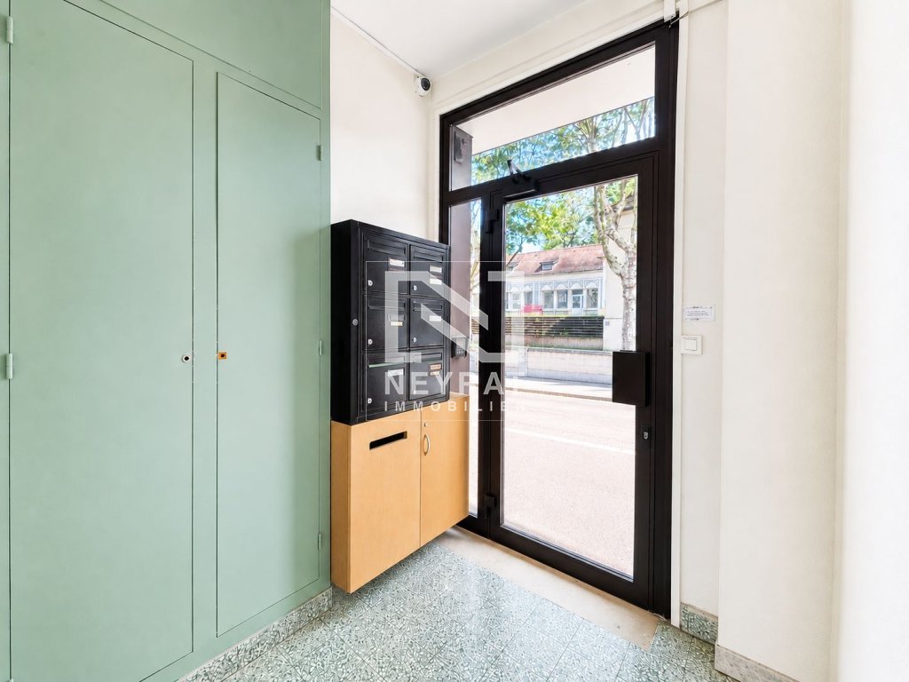 APPARTEMENT T3 A VENDRE - LE CREUSOT - 77.81 m2 - 83 000 &euro;