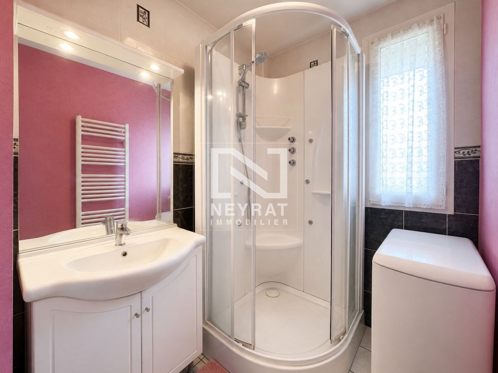 APPARTEMENT T3 A VENDRE - LE CREUSOT - 77.81 m2 - 83 000 &euro;