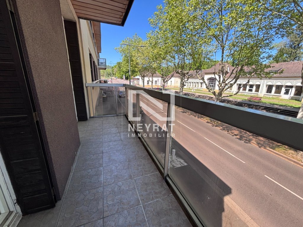 APPARTEMENT T3 A VENDRE - LE CREUSOT - 77.81 m2 - 83 000 &euro;