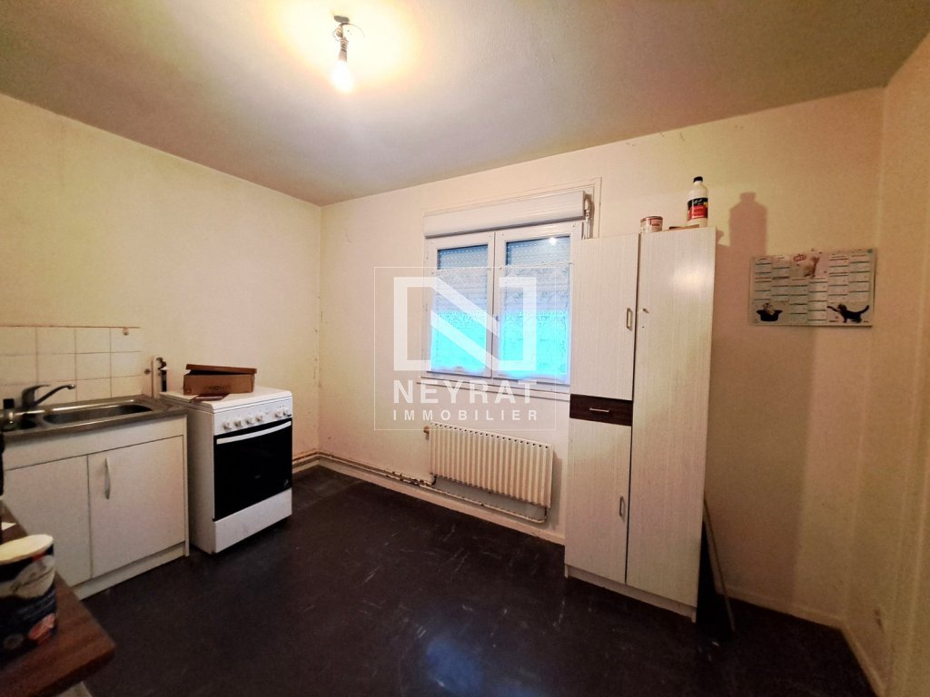 APPARTEMENT T3 - LUZY - 65.65 m2 - VENDU