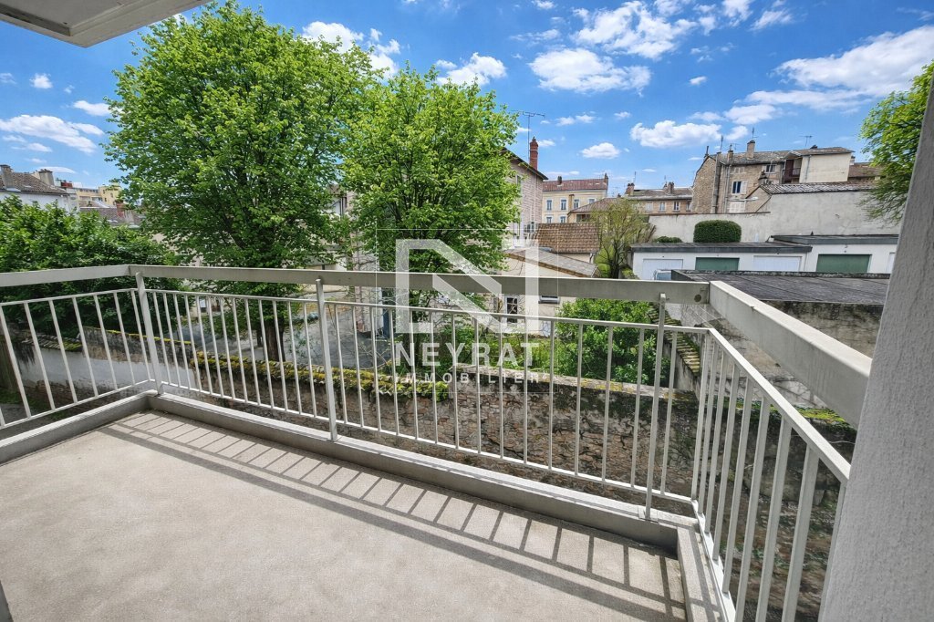 Appartement 4 pi�ces traversant - MACON - 66.07 m2 - VENDU